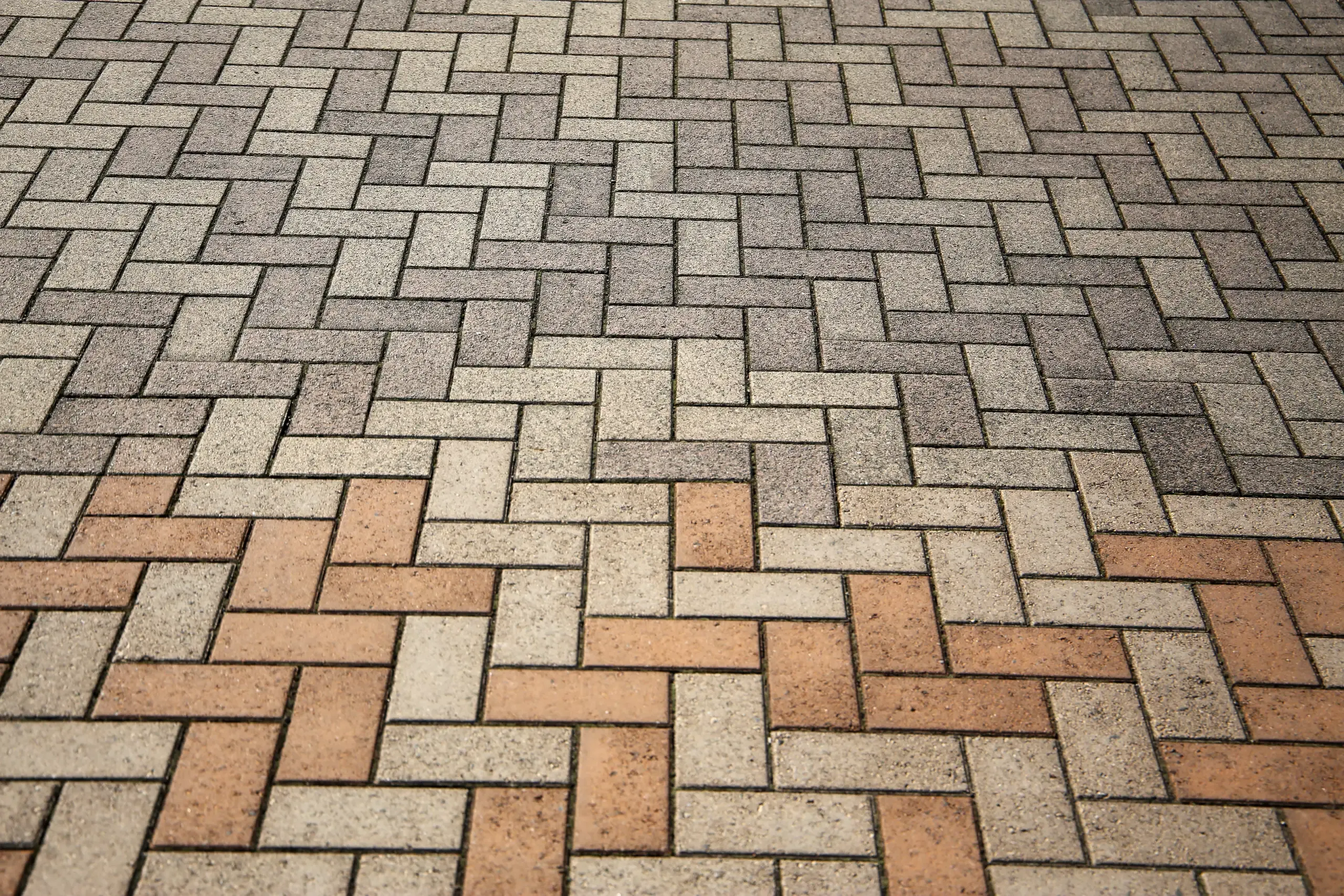 Impregnacja kostki brukowej na wzorzystej powierzchni